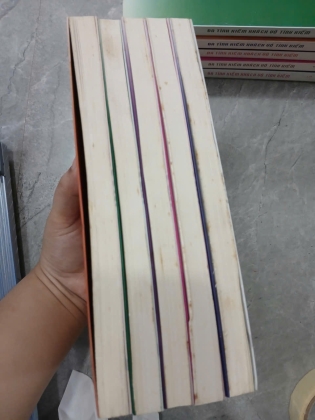 ĐẠI ĐỊA PHI ƯNG - CỔ LONG (NGƯỜI DỊCH: CAO TỰ THANH)