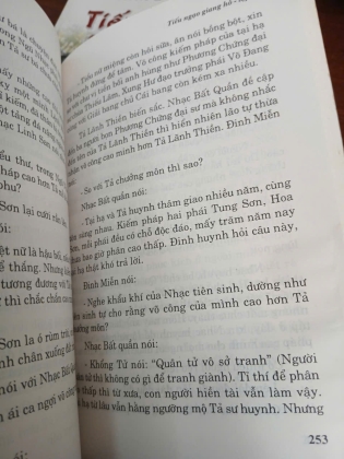 TIẾU NGẠO GIANG HỒ - KIM DUNG