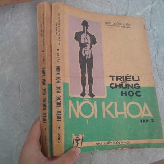TRIỆU CHỨNG HỌC NỘI KHOA (TẬP 1, 2)