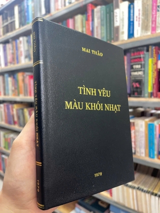 TÌNH YÊU MÀU KHÓI NHẠT - MAI THẢO