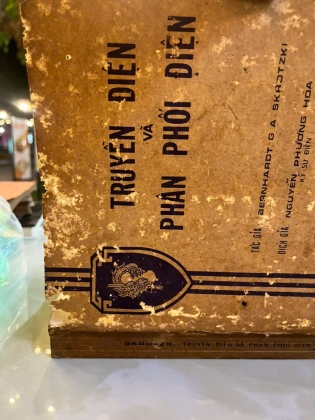 TRUYỀN ĐIỆN VÀ PHÂN PHỐI ĐIỆN - BERNHAROT GA SKROTZKI (NGUYỄN PHƯƠNG HOÀ DỊCH)