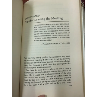 THE STRATEGY OF MEETINGS (BÌA CỨNG) - GEORGE DAVID KIEFFER