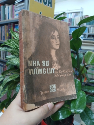 NHÀ SƯ VƯỚNG LỤY - TÔ MAN THÙ (BÙI GIÁNG DỊCH THUẬT)