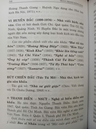 NGHỆ THUẬT SÂN KHẤU VIỆT NAM (BÌA CỨNG) - TRẦN TRỌNG ĐĂNG ĐÀN 
