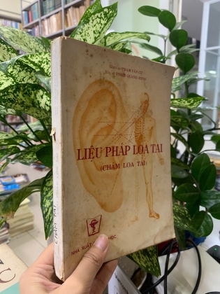 LIỆU PHÁP LOA TAI (CHÂM LOA TAI) - PHẠM VĂN CỰ, PHẠM QUANG MINH