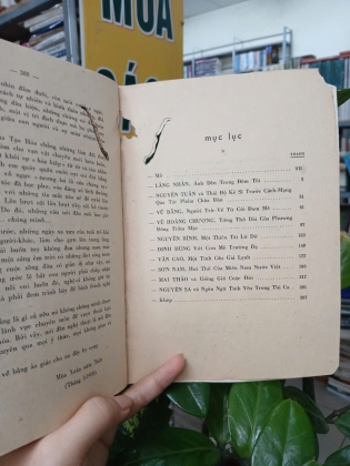 MƯỜI KHUÔN MẶT VĂN NGHỆ - TẠ TỴ