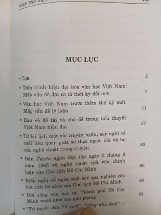VĂN THƠ VIỆT NAM THƯỞNG THỨC BÌNH LUẬN - TRẦN TRỌNG ĐĂNG ĐÀN
