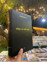 SỐNG VÀ VIẾT VỚI - NGUYỄN NGU Í