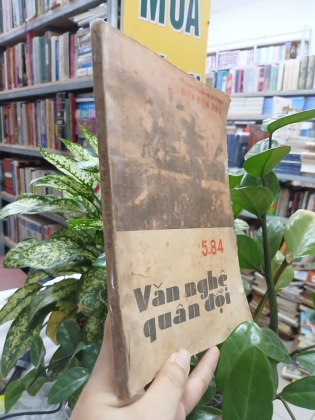 TẠP CHÍ VĂN NGHỆ QUÂN ĐỘI (6 SỐ NĂM 1988)