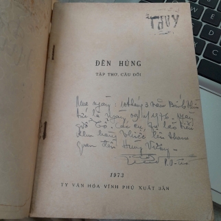 ĐỀN HÙNG (TẬP THƠ, CÂU ĐỐI)