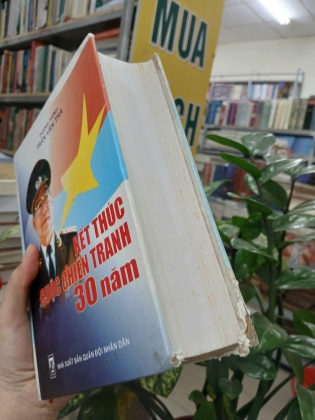KẾT THÚC CUỘC CHIẾN TRANH 30 NĂM (BÌA CỨNG) - TRẦN VĂN TRÀ 