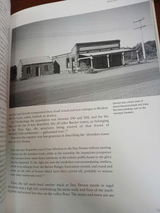 AUSTRALIAN GHOST TOWNS - BARRY McGOWAN