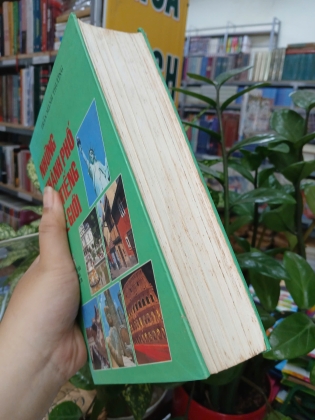 NHỮNG THÀNH PHỐ NỔI TIẾNG THẾ GIỚI (BÌA CỨNG) - TRẦN MẠNH THƯỜNG