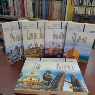 TÌM HIỂU VỀ HIỆP HỘI CÁC QUỐC GIA ĐÔNG NAM Á-ASEAN (6 CUỐN)