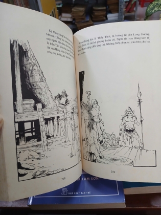 TRỌN BỘ LỊCH SỬ VIỆT NAM BẰNG TRANH (BỘ DÀY) - TRẦN BẠCH ĐẰNG CHỦ BIÊN