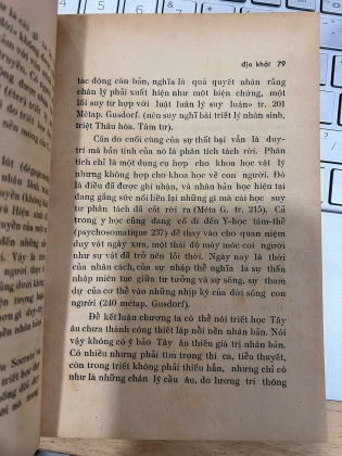 NHÂN BẢN - KIM ĐỊNH