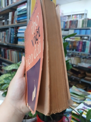 THƠ VIỆT HIỆN ĐẠI 1900-1960 - UYÊN THAO