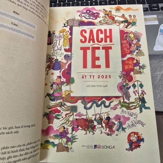 SÁCH TẾT ẤT TỴ 2025 - HỒ ANH THÁI 