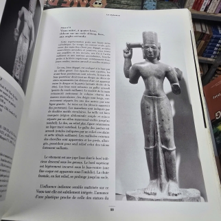 LES COLLECTIONS DU MUSEE NATIONAL DE PHNOM PENH