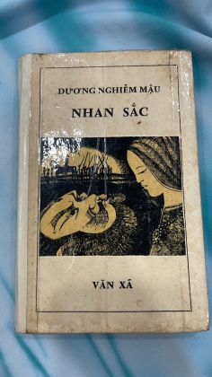 NHAN SẮC - DƯƠNG NGHIỄM MẬU