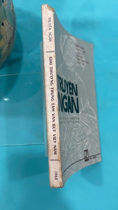 TRUYỆN NGẮN GIẢI THƯỞNG TRUNG TÂM VĂN BÚT VIỆT NAM 1965