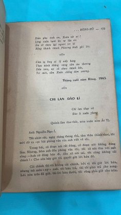 SỐNG VÀ VIẾT - NGUIỄN NGU Í
