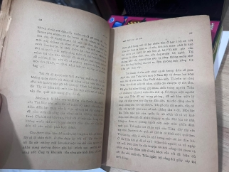 TÙY BÚT - NGUYỄN TUÂN