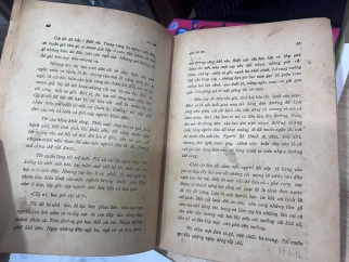 TÙY BÚT - NGUYỄN TUÂN