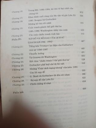 ĐẰNG SAU NHỮNG BÓNG ĐEN - ROBERT M. GATES