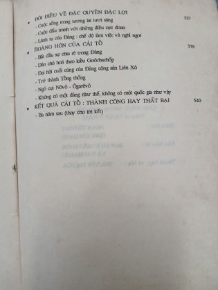 SỰ SỤP ĐỔ CỦA THẦN TƯỢNG NHỮNG NÉT CHẤM PHÁ CHÂN DUNG M.X. GOÓCBACHỐP - V.I. BÔN DIN