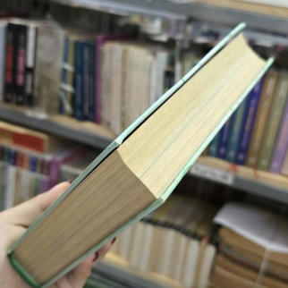 NHỮNG TÁC PHẨM ĐỂ ĐỜI CỦA SHAKERSPEARE ( BÌA CỨNG) 