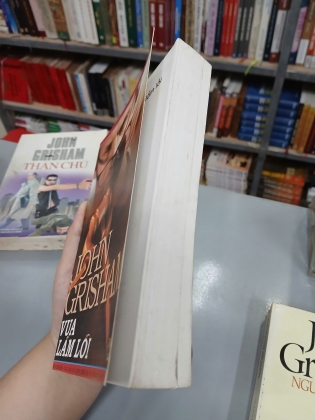 SÁCH CỦA TÁC GIẢ JOHN GRISHAM (3 TỰA)