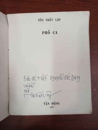 PHỐ CA - TÔN THẤT LẬP ( CÓ CHỮ KÝ TÁC GIẢ) 