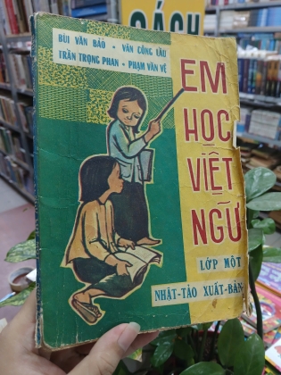 EM HỌC VIỆT NGỮ LỚP MỘT